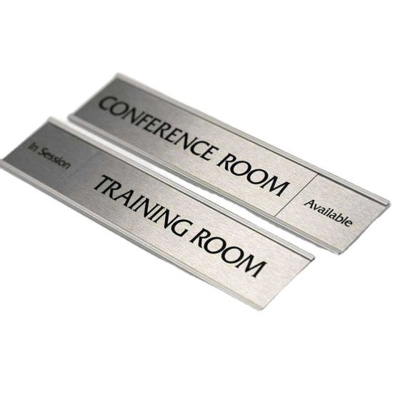 لوحات إرشادية للمكاتب مصنوعة من الألومنيوم لون سلفر من ميديا عربية